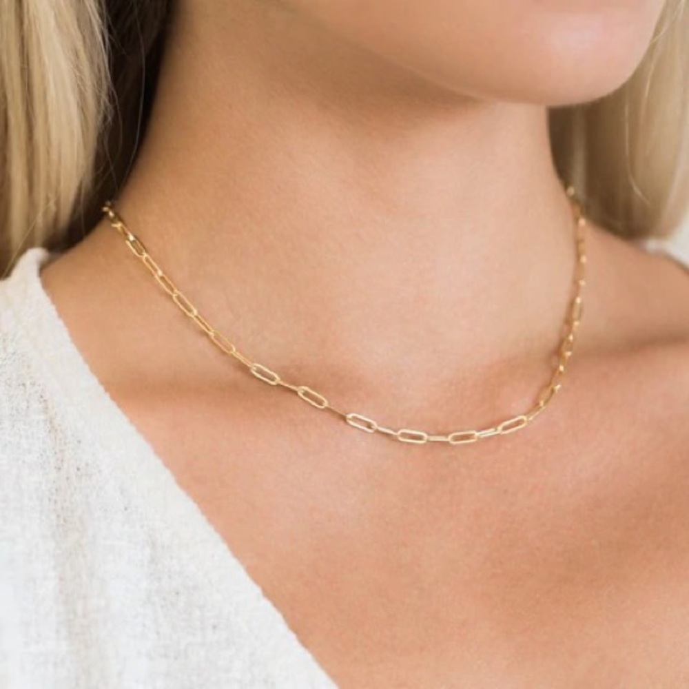 18k Gold Filled Paperclip Necklace 18” or 16” Long ✨